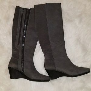 size 9 grey tall boots
